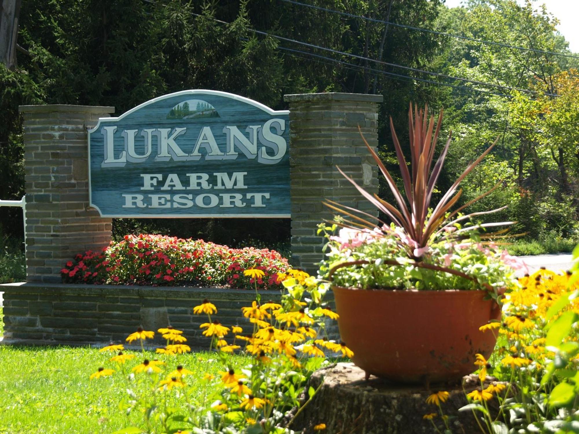 Lukans Farm Resort Hawley Eksteriør billede