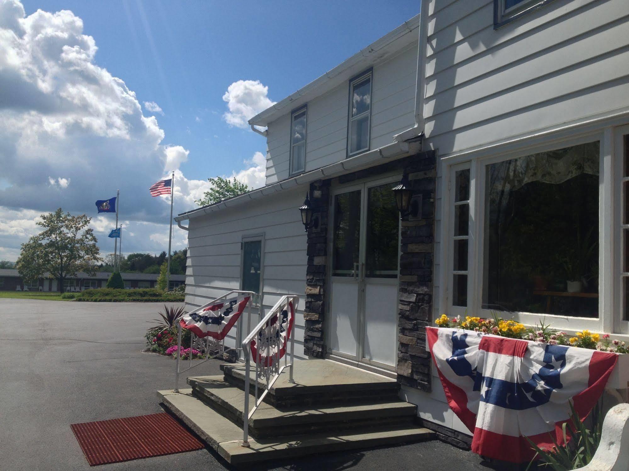 Lukans Farm Resort Hawley Eksteriør billede